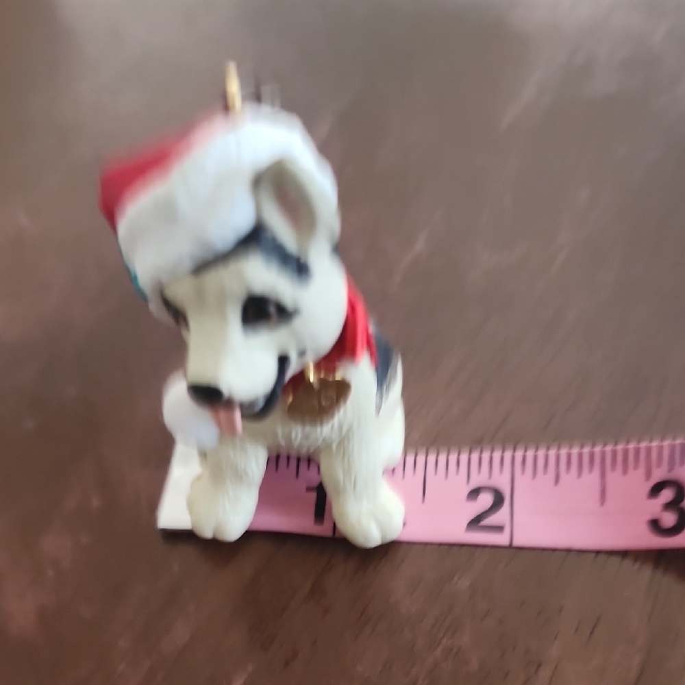 Vintage 1999 Hallmark Puppy Love Ornament with Red and White Accents - Picture 6 of 8